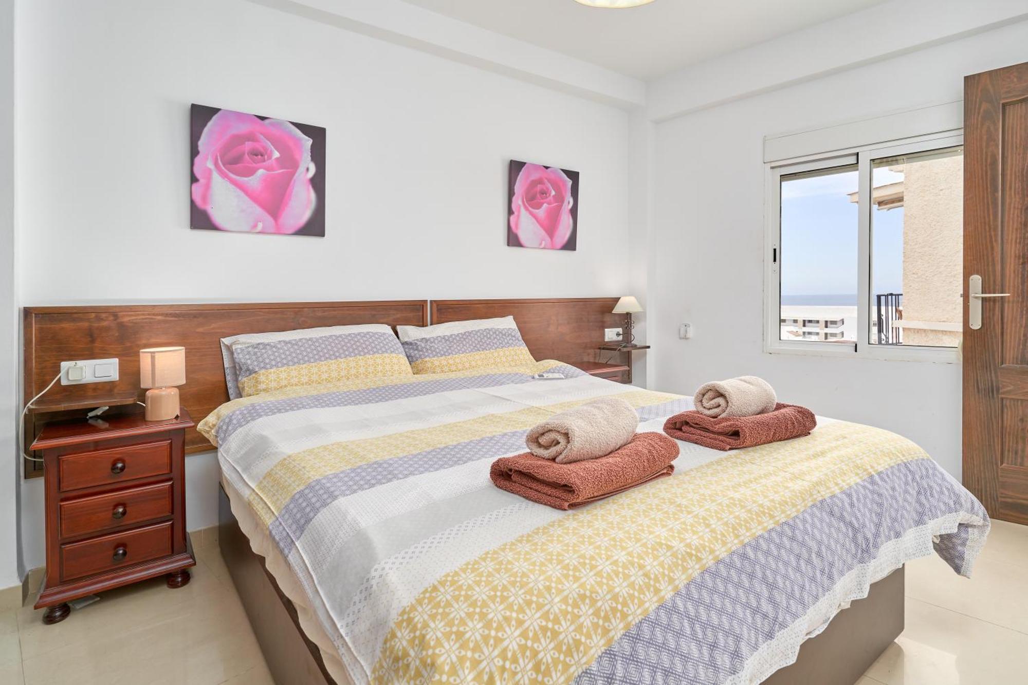 1 Bed Apartment With Sea View Nerja Exterior photo